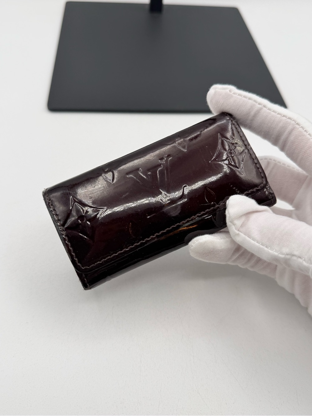Louis Vuitton Vernis Key Holder wallet